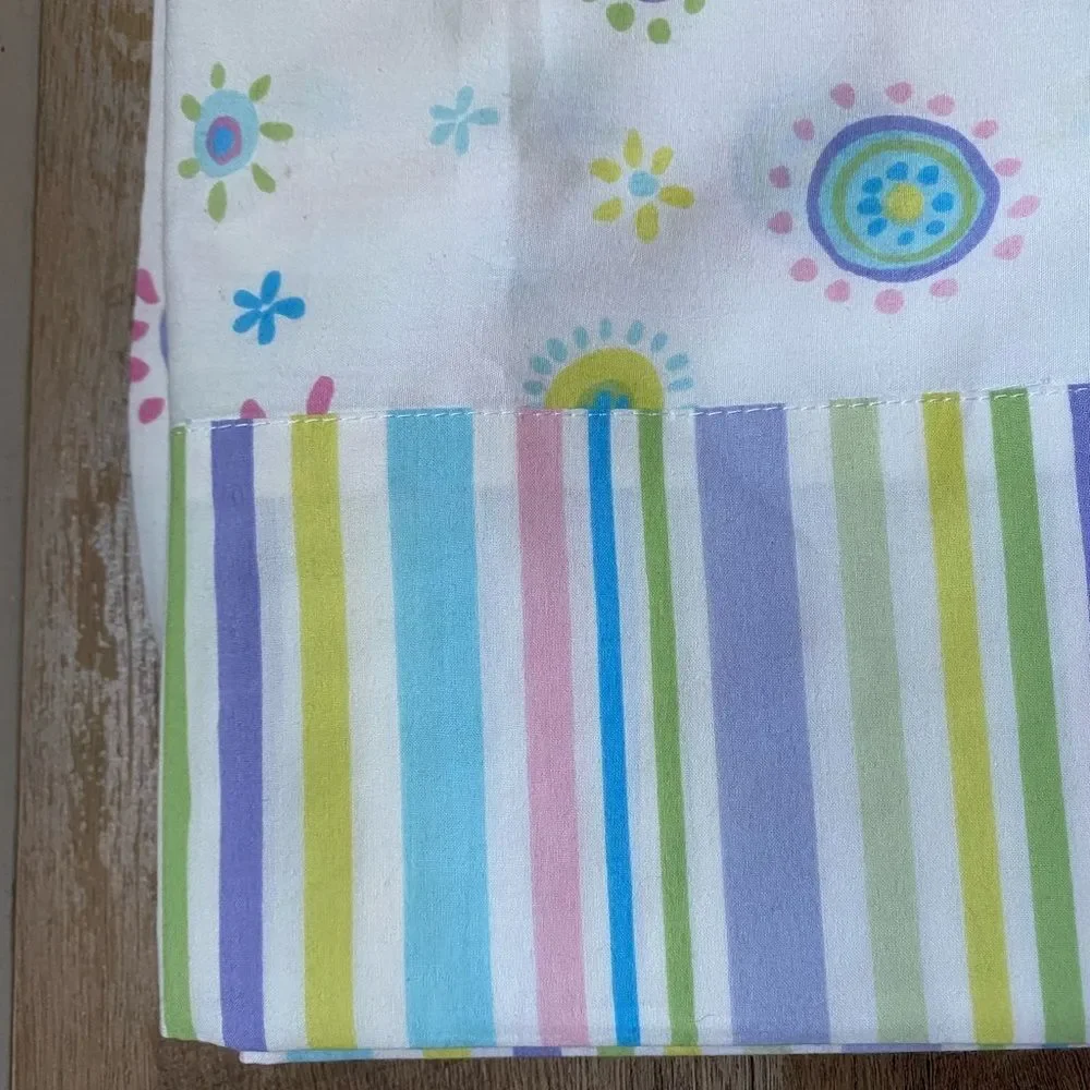 Field Gear Twin Top Sheet Floral and Striped Patterned Fabric